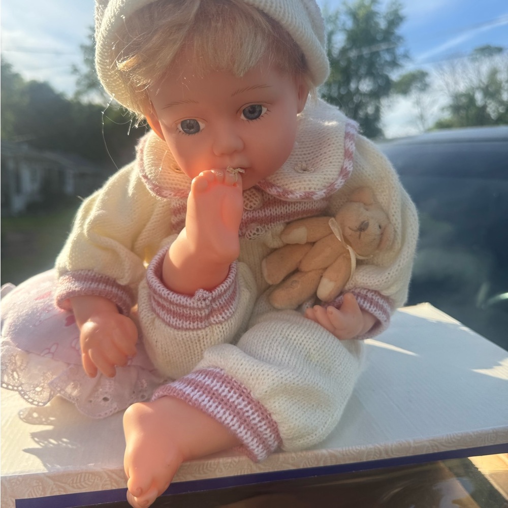 Antique Vintage Goldenvale Collections RARE Vinyl Doll- “Rockabye” in BOX